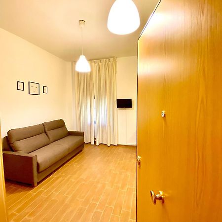Luxury Apartment By Palazzo Senesi روما المظهر الخارجي الصورة