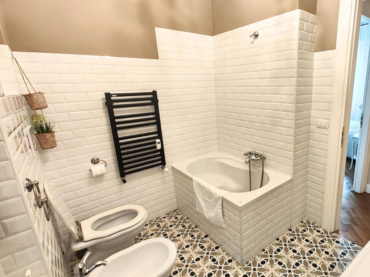 Luxury Apartment By Palazzo Senesi روما المظهر الخارجي الصورة