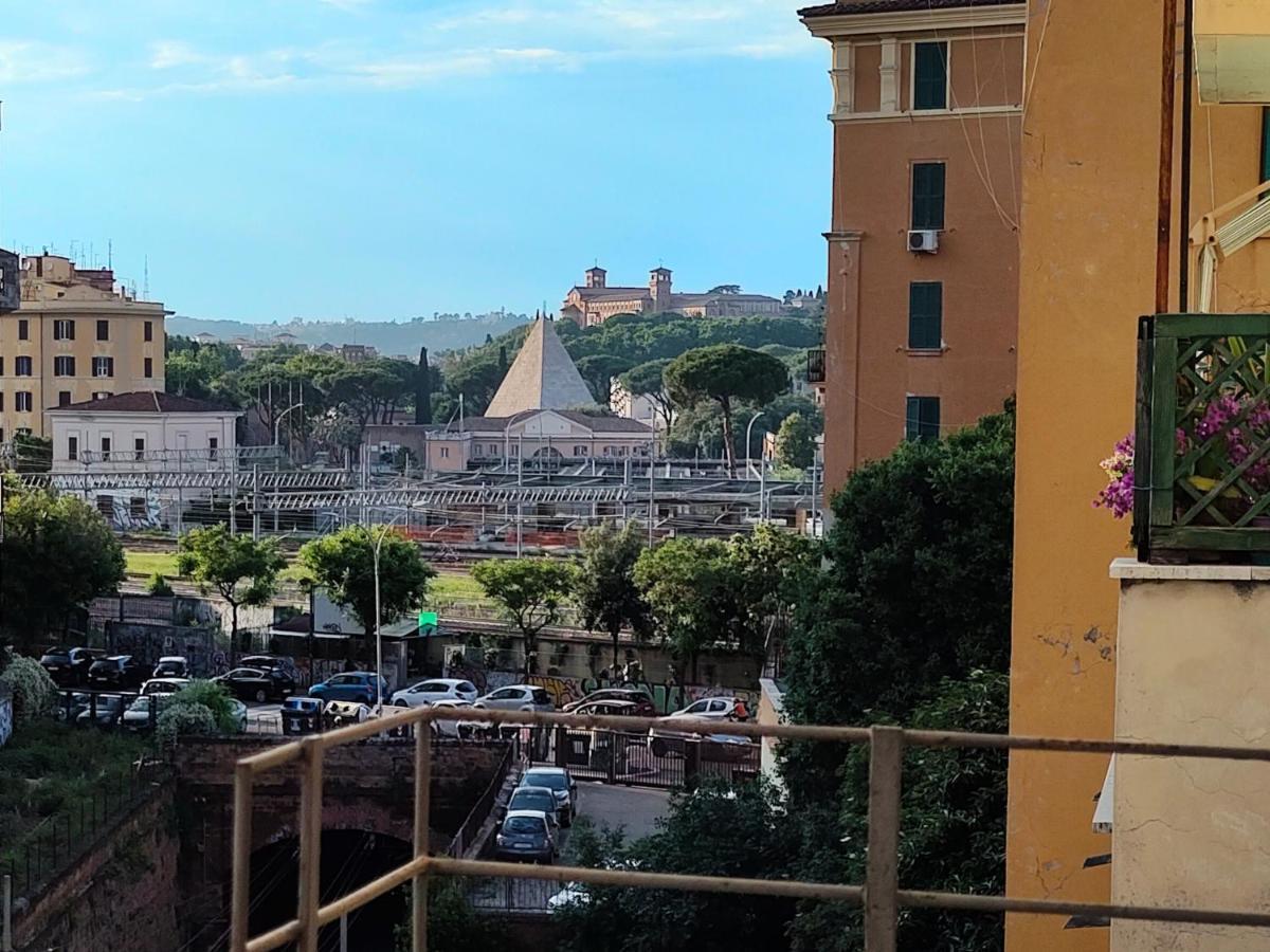 Luxury Apartment By Palazzo Senesi روما المظهر الخارجي الصورة